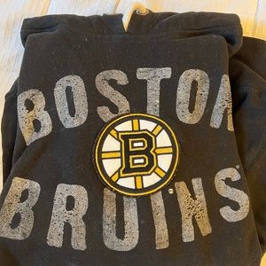Bruins sweatshirt